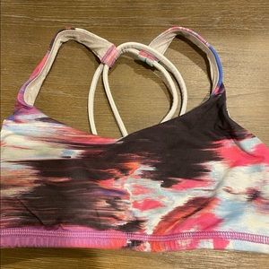 Lululemon sports bra